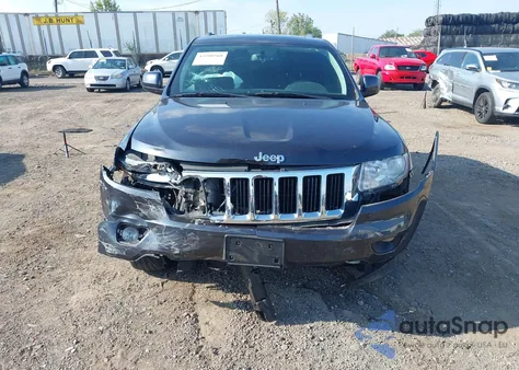 2013 Jeep Grand Cherokee Laredo z USA, uszkodzony, nr VIN 1C4RJFAG8DC633305